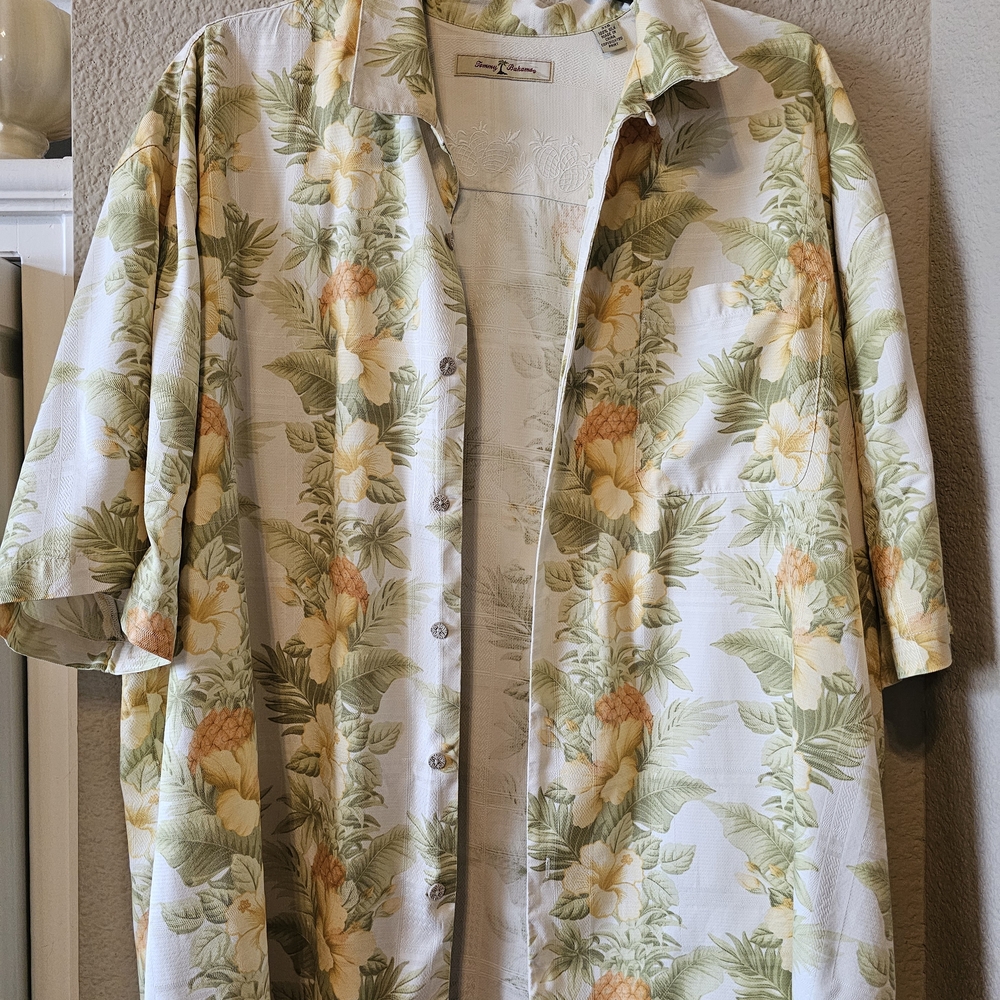 Tommy Bahama Pineapple Embroidered Shirt - Cream
